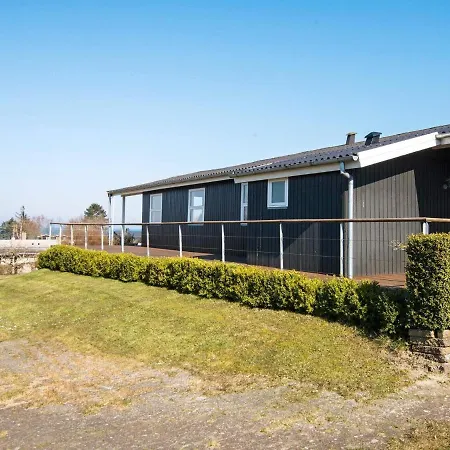 6 Person Holiday Home In Allingabro-By Traum